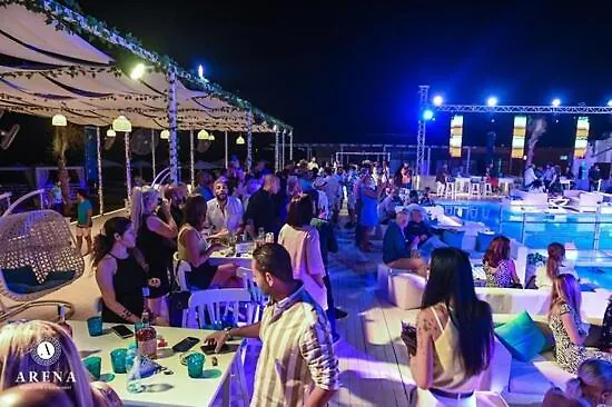 Beachfront Luxury - Selena Bay Aparthotel *